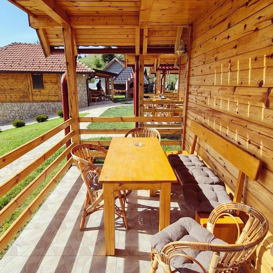 Apartmán Drveni Raj Uvac Sjenica Exteriér fotografie